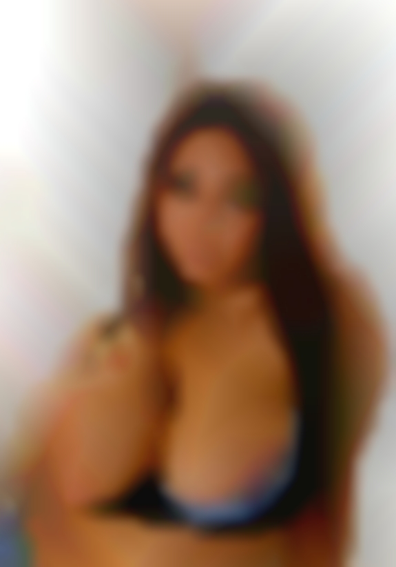 I'm naked average in length but quite women thick from Tyler Texas.